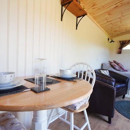 The Laburnum Retreat Shepherd Hut Private Hot Tub Upper Hulme Luaran gambar