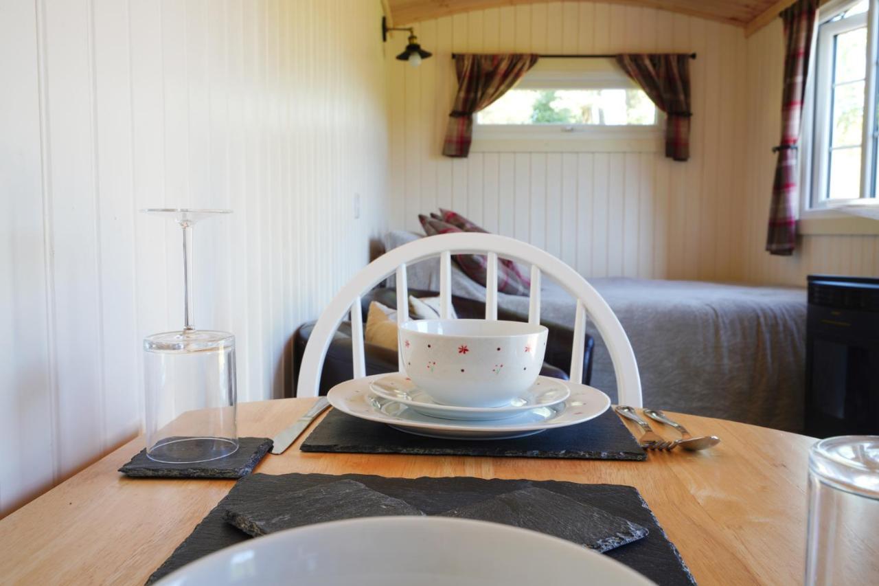 The Laburnum Retreat Shepherd Hut Private Hot Tub Upper Hulme Luaran gambar
